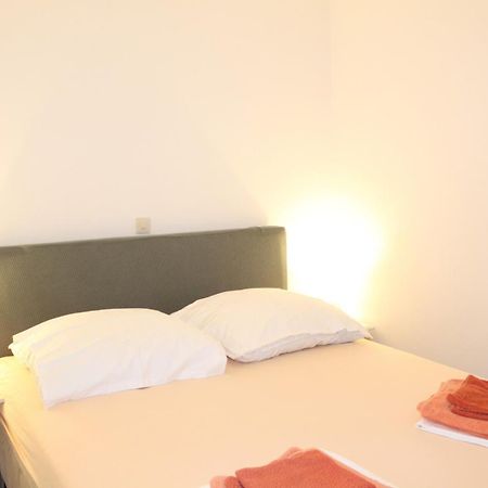 Apartment Bajuti Primošten Eksteriør bilde